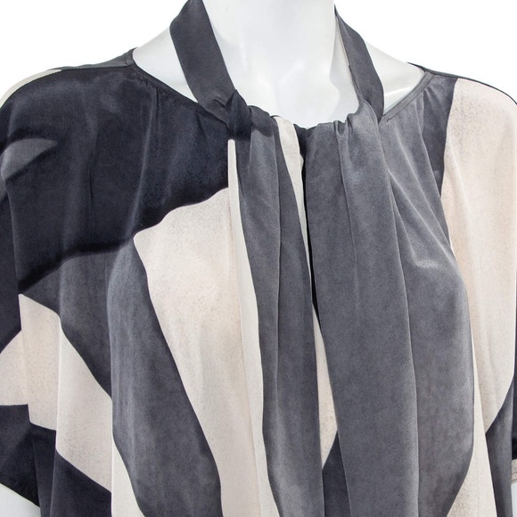 Max Mara - Grey Abstract printed Silk Draped - Picture 4 of 4